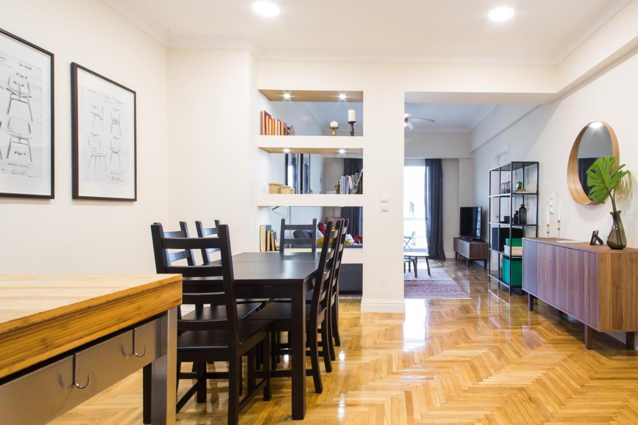 Apartment Athena's Hideaway- Fully Renovated- Absolute Location *