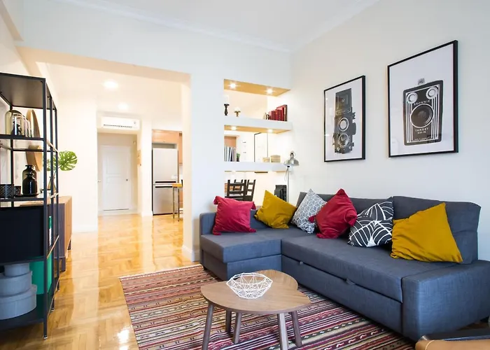 Athena\'S Hideaway- Fully Renovated- Absolute Best Location