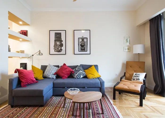 Athena\'S Hideaway- Fully Renovated- Absolute Best Location
