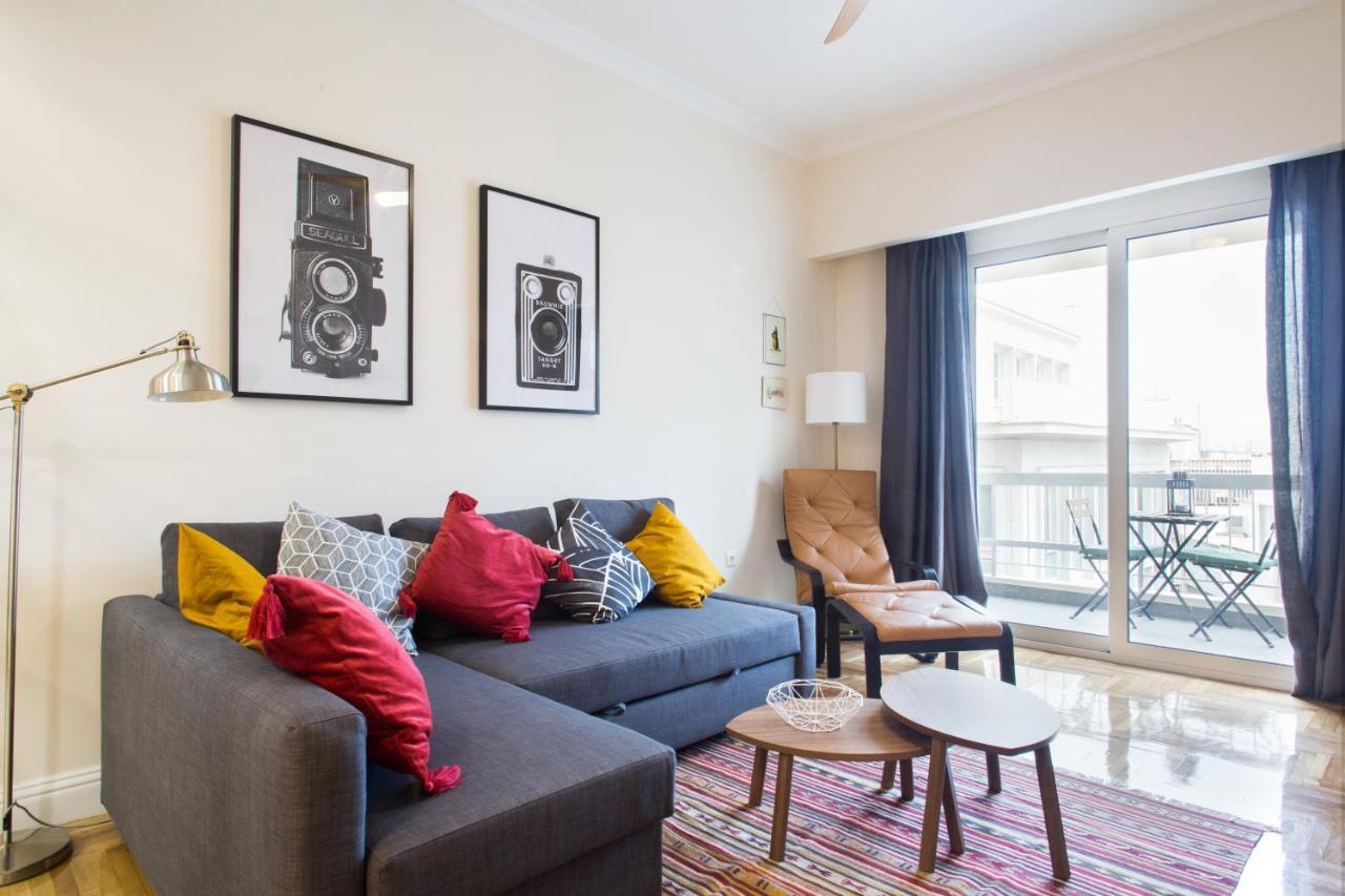 Athena's Hideaway- Fully Renovated- Absolute Location Appartement *