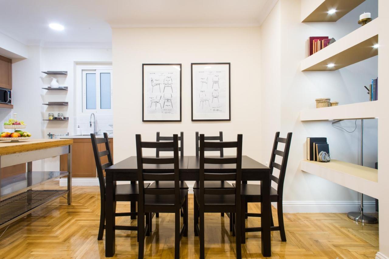 Athena's Hideaway- Fully Renovated- Absolute Location