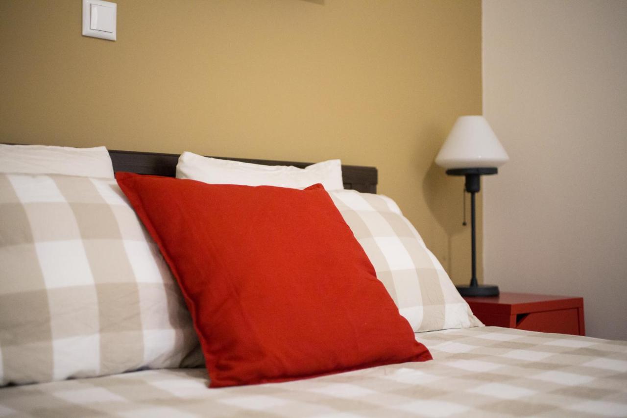 Athena's Hideaway- Fully Renovated- Absolute Location Appartement