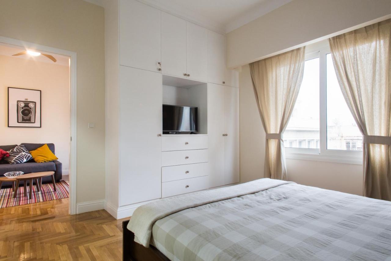Athena's Hideaway- Fully Renovated- Absolute Location Appartement